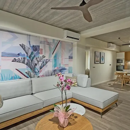 Into The Blue Arkadiko Chorio