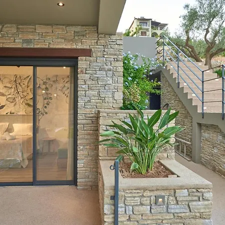 Into The Blue Arkadiko Chorio