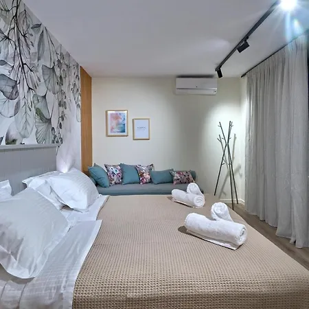 Into The Blue Apartment