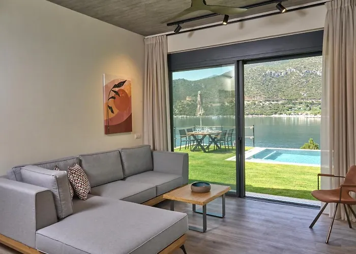 Into The Blue Arkadiko Chorio