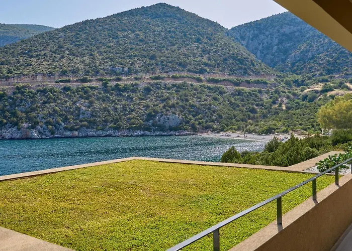 Into The Blue Apartment