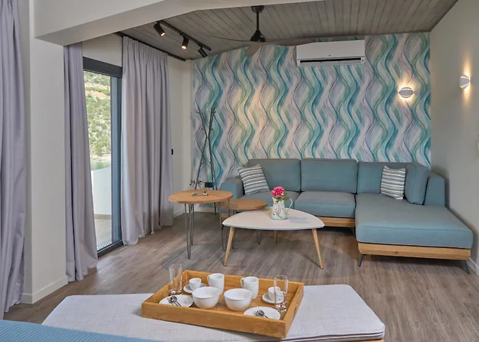 Into The Blue * Arkadiko Chorio